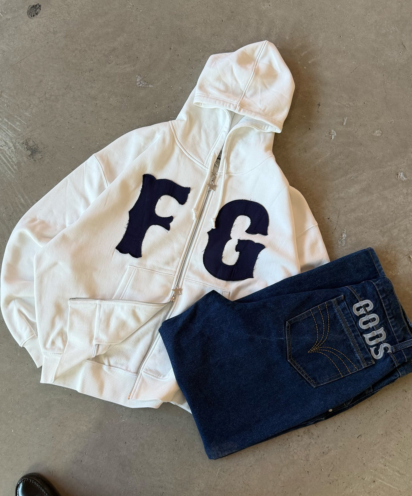 FG Zipper Light Cream